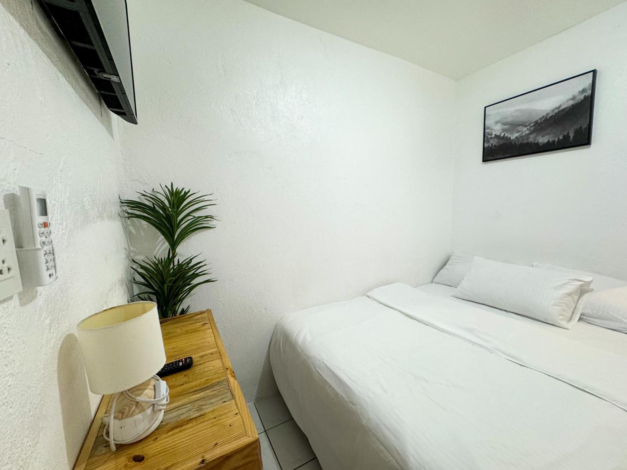 West Coast Beach House Себу Экстерьер фото