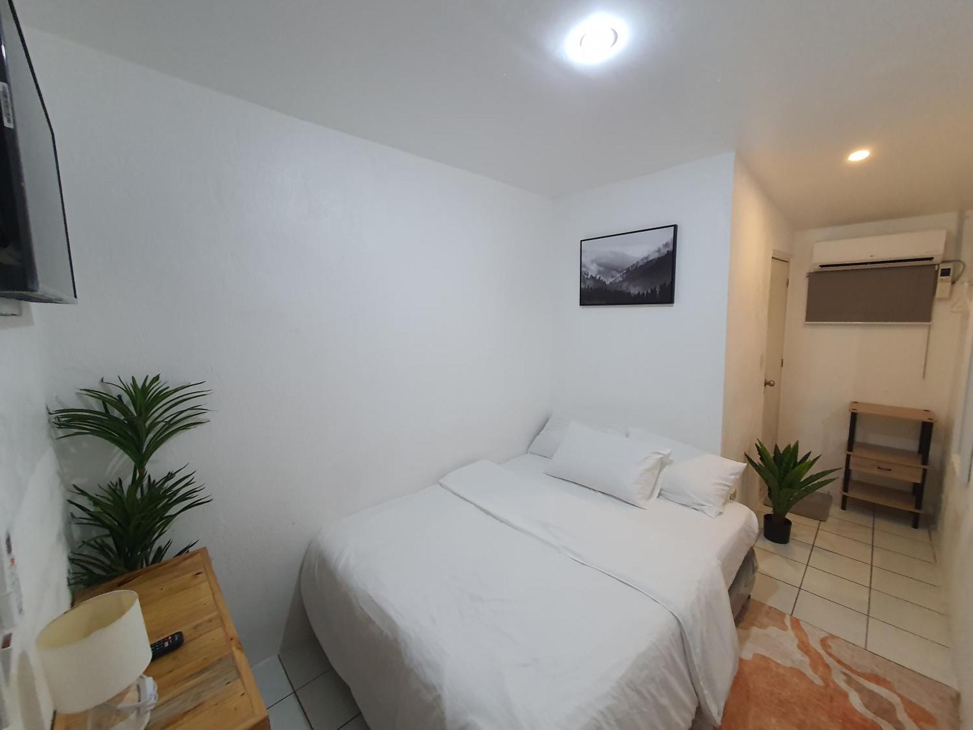 West Coast Beach House Себу Экстерьер фото